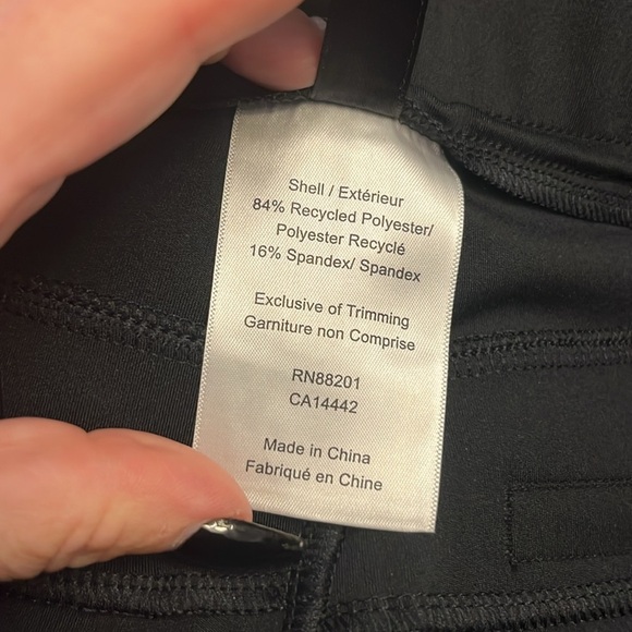 Mondetta brand size L high waist with elastic stretch flared leg leggings. - Picture 7 of 7